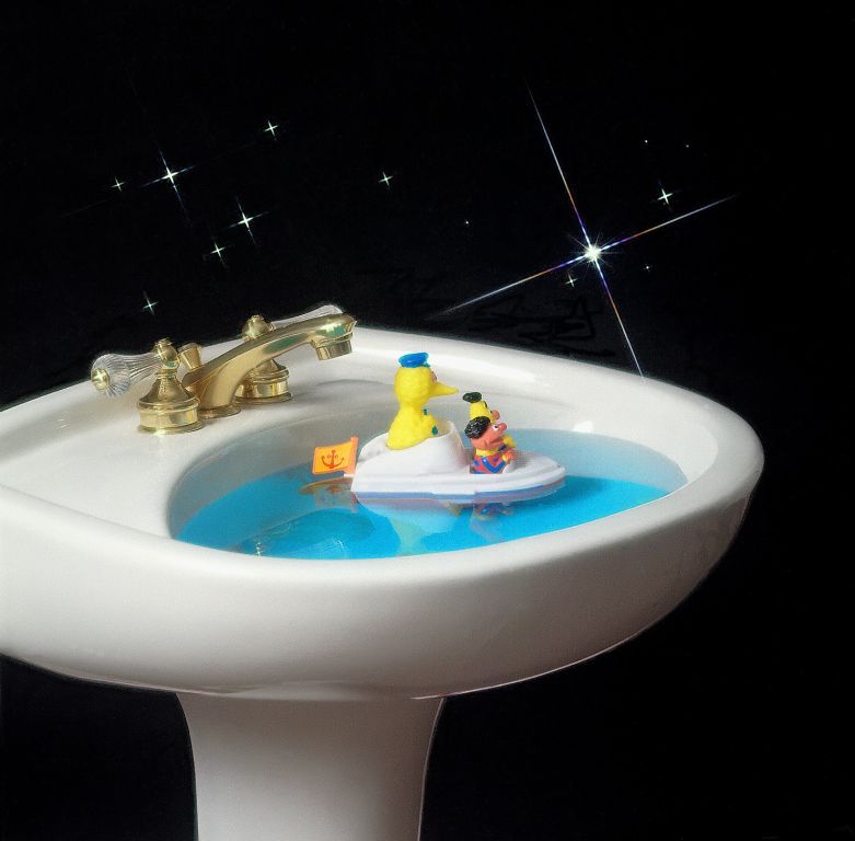 studio sink ad for toy